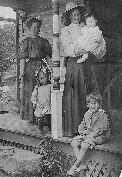 Jack Slaybaugh (Seated), Mother, Sisters & Aunt, Ca. 1910, Oklahoma (Source: ancestry.com)